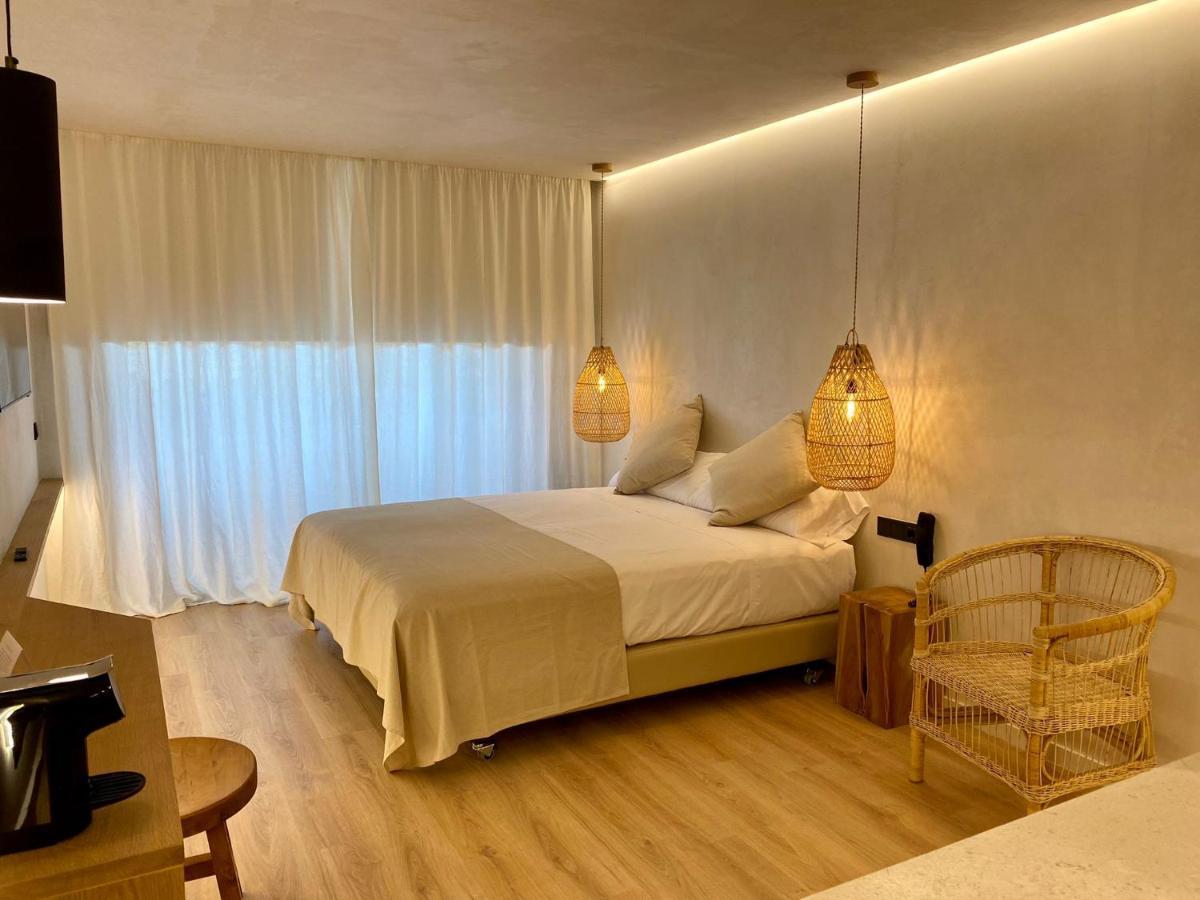 S'Estancia Suites Es Mercadal Εξωτερικό φωτογραφία